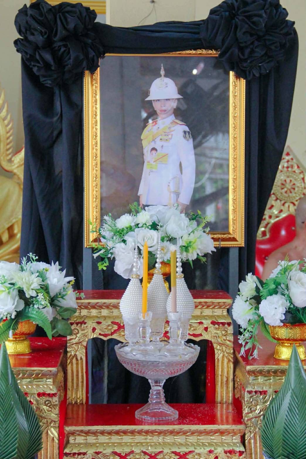 พช.นาแก : ร่วมธีบำเพ็ญกุศลและทำบุญตักบาตรในวาระครบ 50 วัน (ปัญญาสมวาร) แห่งการสิ้นพระชนม์ถวายเป็นพระกุศลแด่สมเด็จพระเจ้าลูกเธอ เจ้าฟ้าพัชรกิติยาภา นเรนทิราเทพยวดี กรมหลวงราชสาริณีสิริพัชร มหาวัชรราชธิดา