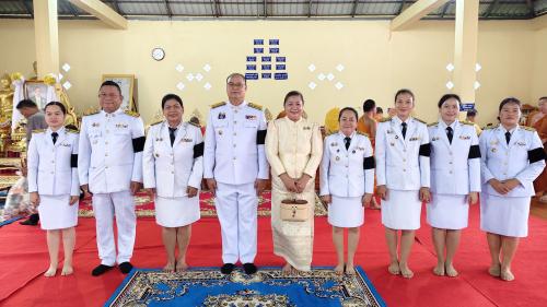 พช.นาแก ร่วมพิธีเจริญพระพุทธมนต์ ทำบุญตักบาตรถวายพระราชกุศล และพิธีถวายเครื่องราชสักการะวางพานพุ่ม พร้อมพิธีจุดเทียนถวายพระพรชัยมงคล เนื่องในโอกาสวันเฉลิมพระชนมพรรษา พระบาทสมเด็จพระเจ้าอยู่หัว 28 กรกฎาคม 2569